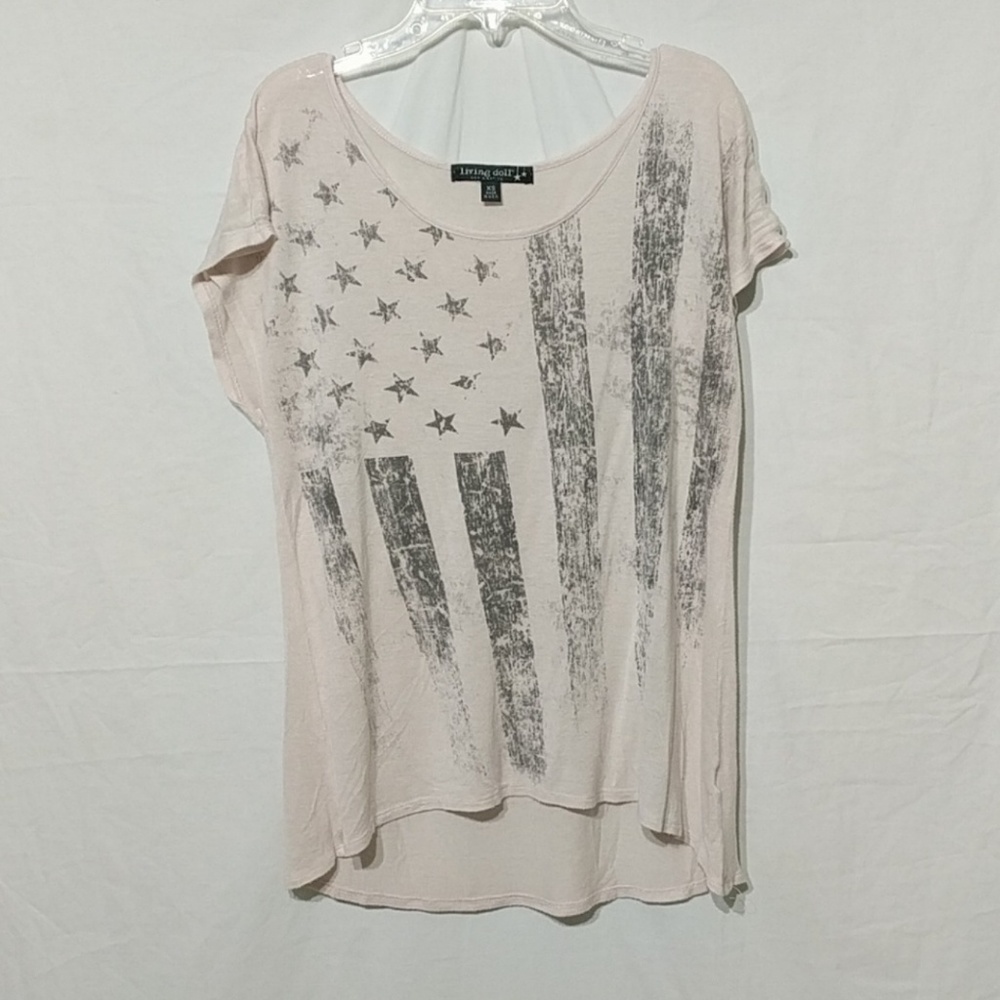 LIVING DOLL ☀️3/$15🌴 American Flag Top T-shirt